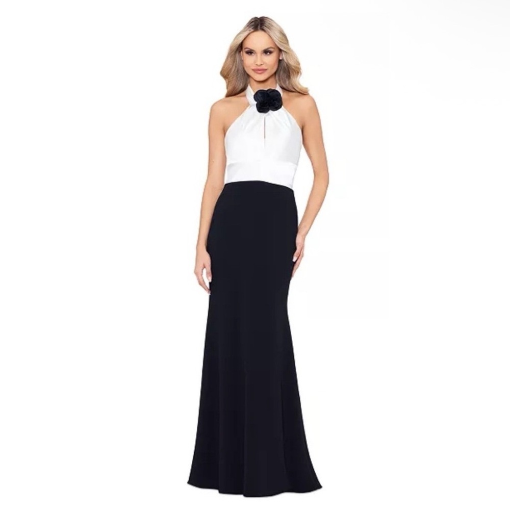 Betsy & Adam Flower-Trim Halter Neck Sleeveless Gown NWT Size 10 Black And White